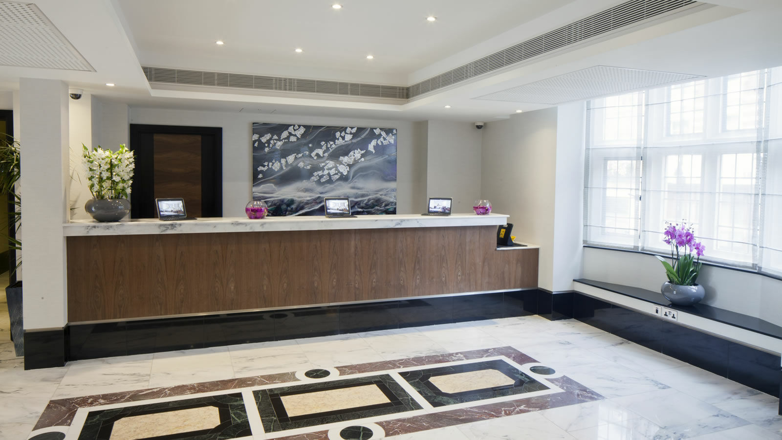 Wellington Hotel By Blue Orchid London Luaran gambar